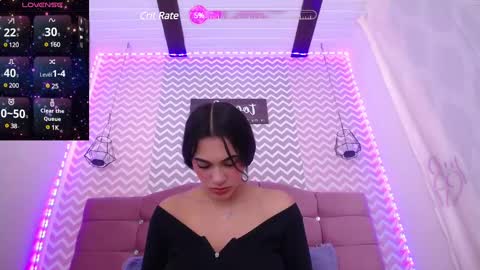 kylie_ls online show from November 18, 3:44 am