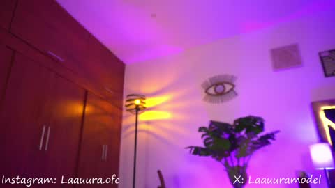 Only Fans  laauura online show from December 21, 2:22 am