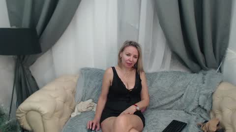 ladysexyx online show from December 25, 5:16 am