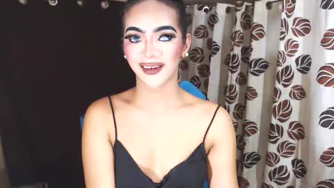 YoungMisstresslaira not into cheap online show from January 23, 1:39 pm