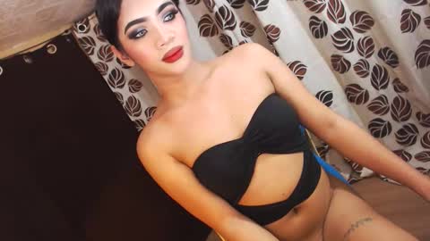 YoungMisstresslaira not into cheap online show from December 29, 6:32 pm