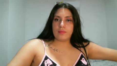 laura gomez online show from November 15, 4:34 am