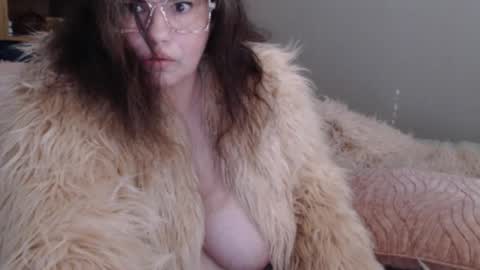 Naomi Rose online show from January 1, 11:09 pm