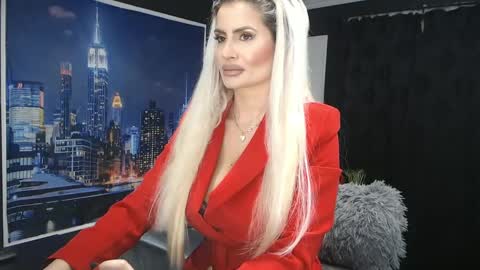 laras_moans online show from December 26, 9:58 am