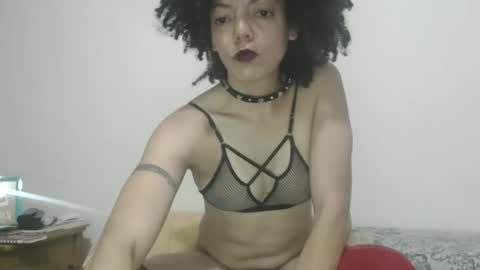 Latinacoka online show from December 7, 12:05 am