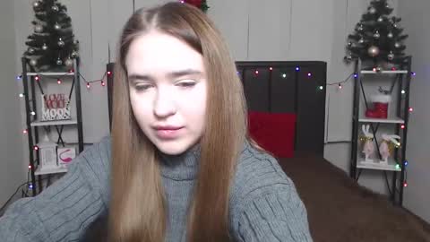 LauraHlot online show from December 27, 7:11 pm