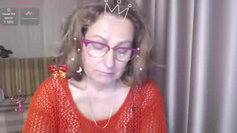 Lauraoven1 online show from December 4, 7:54 am