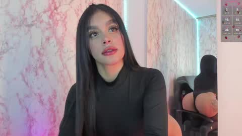 lauren_camila1 online show from December 17, 2:17 am