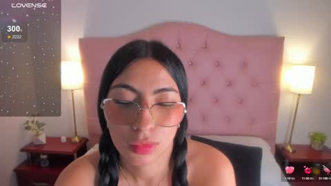 laurenn_smitth online show from November 10, 2:20 pm