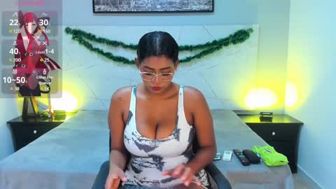 Layla Taylor online show from December 18, 5:54 am