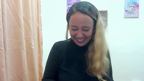 leah_susman online show from November 19, 1:04 am