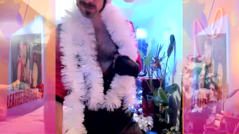 leatherdude69 online show from December 16, 3:47 am