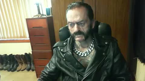 leathergreaser online show from November 15, 7:36 pm