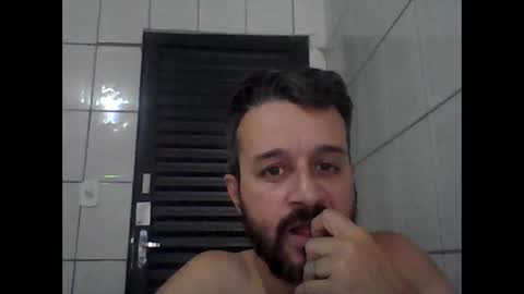 Pequeno Urso online show from December 23, 7:43 pm