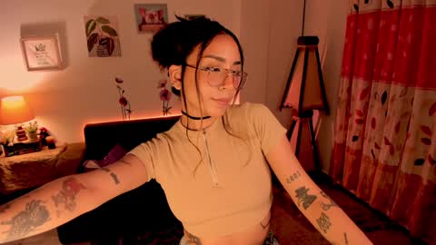 lemoonpeach online show from January 7, 1:17 am