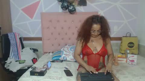 lena_lawson online show from November 30, 5:29 am