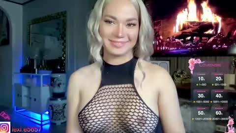 lexiesmith_ online show from November 19, 1:15 am