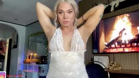 lexiesmith_ online show from November 23, 1:32 am