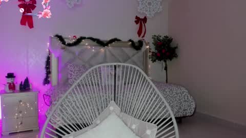 lia_8 online show from December 29, 5:38 pm