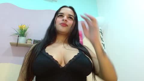 lila_rox online show from November 15, 2:16 pm