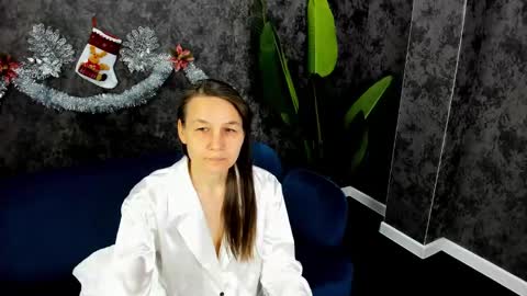 lillian_white1 online show from December 29, 1:19 am