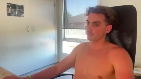 williambiggsxxx online show from November 19, 6:17 am