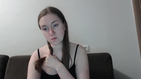 lily_love_x online show from November 11, 1:56 am