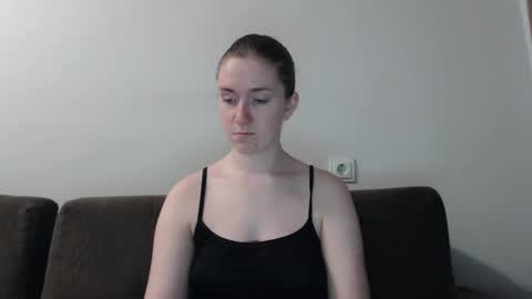 lily_love_x online show from November 13, 3:51 am