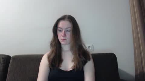 lily_love_x online show from December 17, 12:07 am