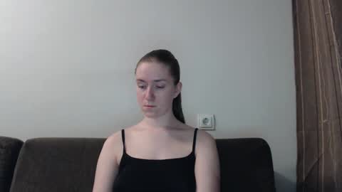 lily_love_x online show from December 24, 3:26 am