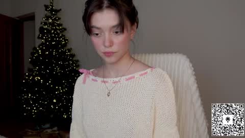 Lily   online show from December 24, 3:40 pm