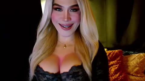 IM YOUR TRUE GODESS Lilymonstercock online show from January 24, 2:04 am