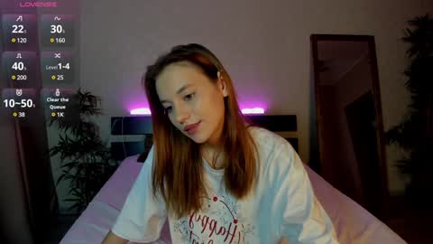 Lina online show from December 14, 1:03 am