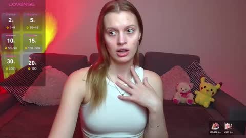 lina_bush online show from December 17, 9:25 pm