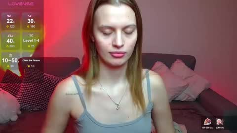 lina_bush online show from December 12, 4:53 pm