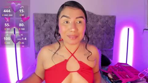 linda_martinii online show from November 29, 7:50 pm