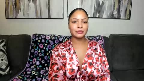 lisaloves6ix9 online show from November 25, 8:03 am