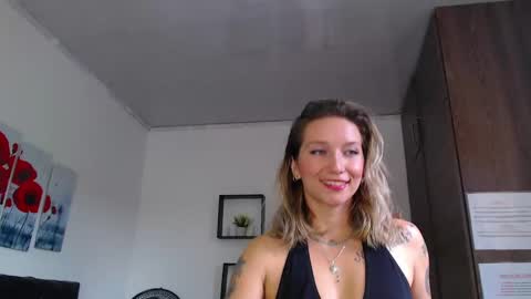 HI IM LIZETH HONEY online show from December 11, 7:38 pm