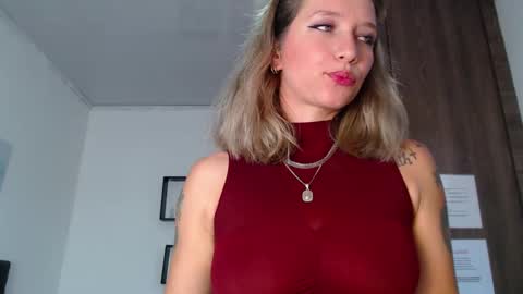 HI IM LIZETH HONEY online show from December 2, 8:03 pm