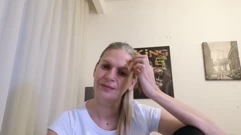 little_heart_andreea online show from January 21, 11:51 pm