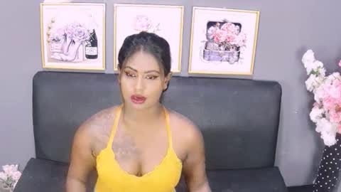 littleindianmilf online show from November 14, 8:43 am