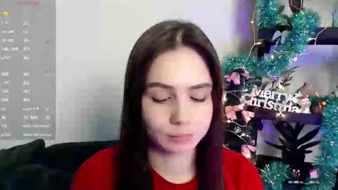 lolapalmer_ online show from December 20, 8:47 pm