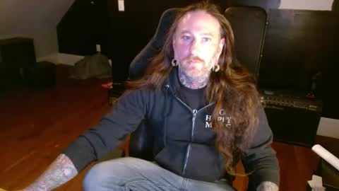 longhair online show from December 15, 11:37 pm