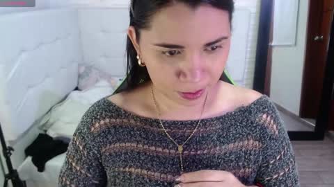 Lorena Mendoza online show from November 18, 4:04 pm