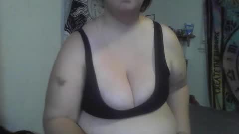 Bigtitsgirl113 online show from November 13, 11:51 pm