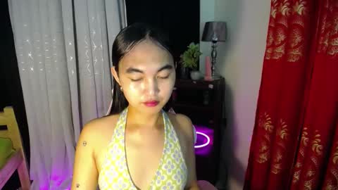 lovely_mamaxx online show from January 4, 4:23 am