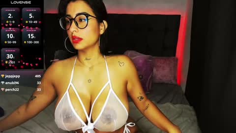 lovely violet13 online show from November 29, 3:22 am