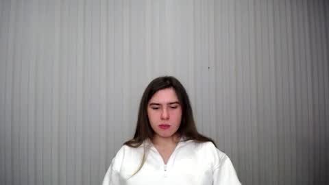 lovelyangel_xx online show from November 14, 8:32 am