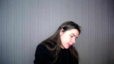 lovelyangel_xx online show from December 17, 8:36 am