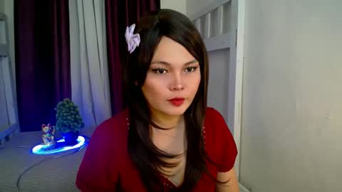 lovelynicole_in_asian online show from November 12, 7:46 am